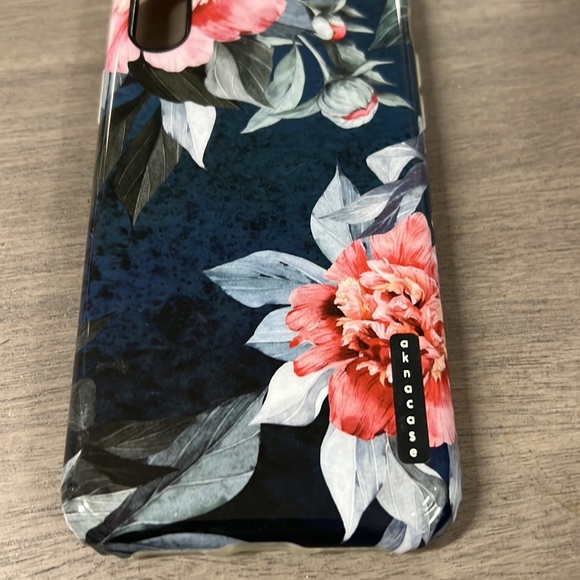Floral Iphone XR Phone Case - Picture 2 of 3